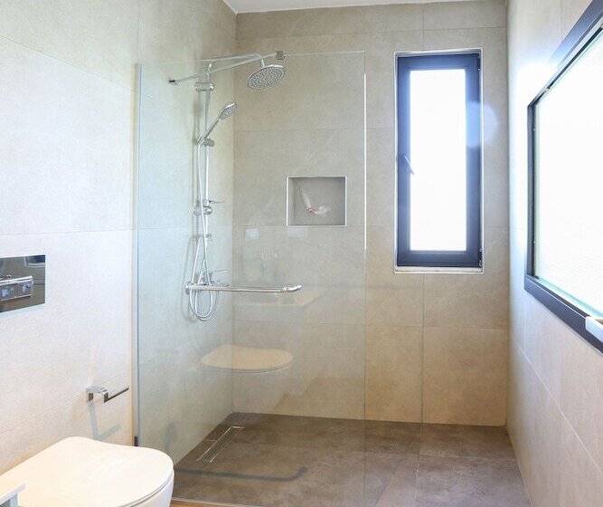 Люкс, Kaktus Suites
