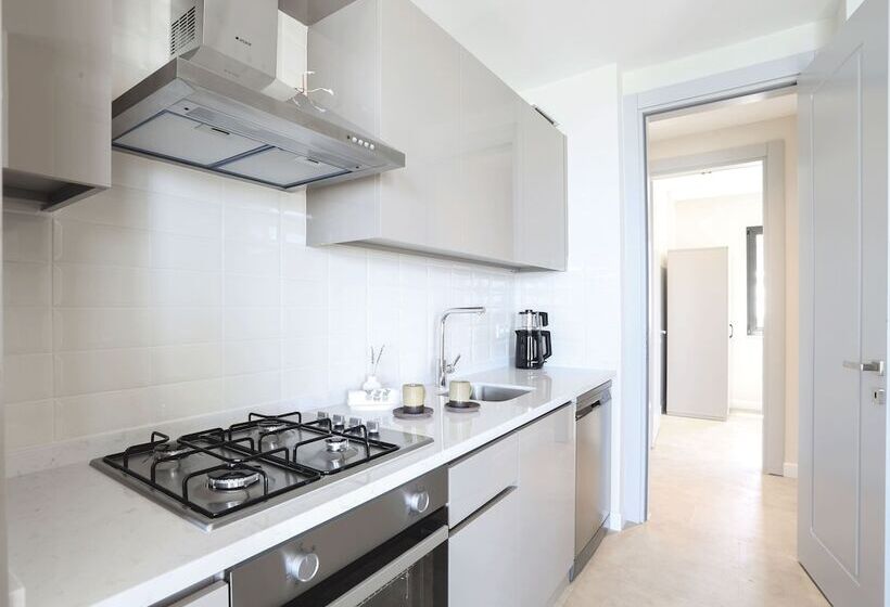 סוויטה דלוקס, Kaktus Suites