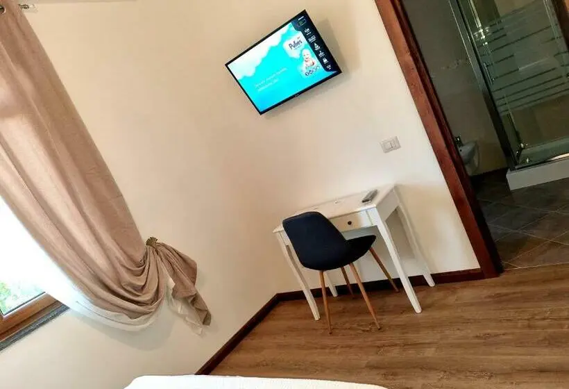 Quarto standard, Denisa House