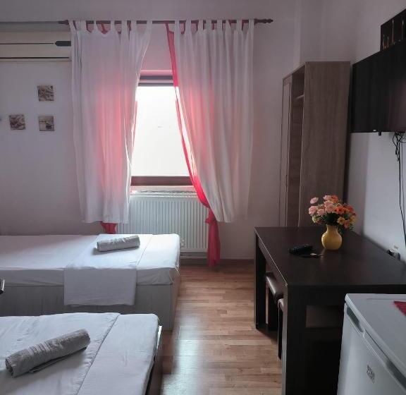 스탠다드 룸 가든 전망, Vila Gherghisan