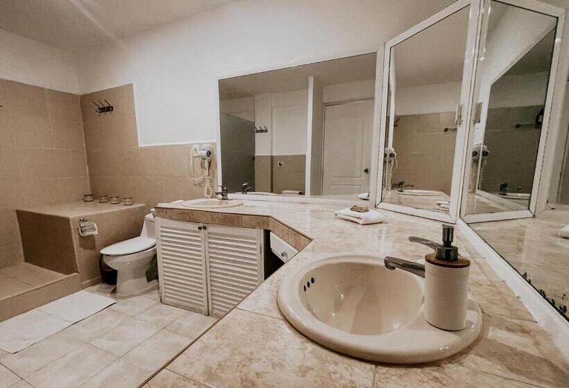 חדר דלוקס עם מרפסת, Che Suites Playa Adults Only