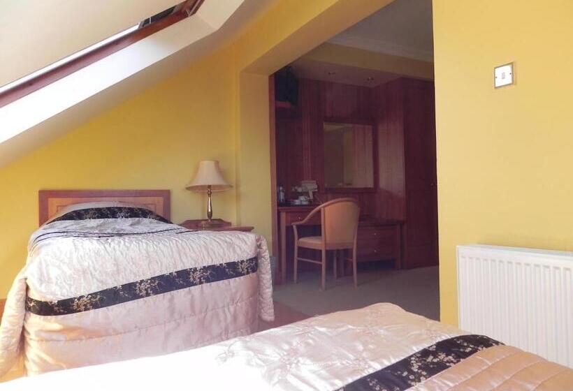 Семейный Номер, Shelmalier House