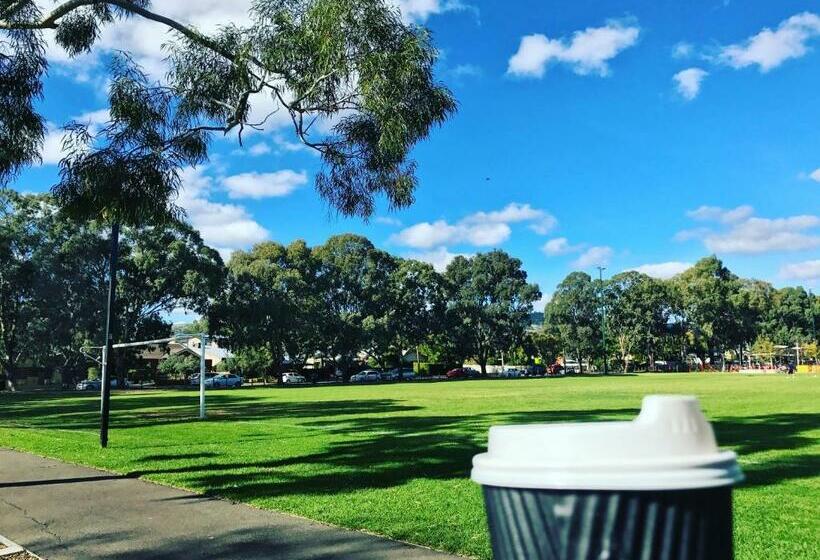 エコノミールーム, Hello Adelaide Motel And Apartments