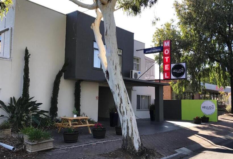 패밀리 스위트, Hello Adelaide Motel And Apartments