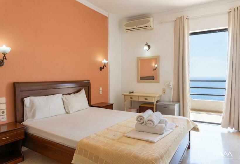 اتاق استاندارد با چشم‌انداز دریا, Arilla Beach