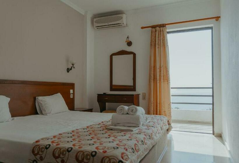 带海景的标准房, Arilla Beach