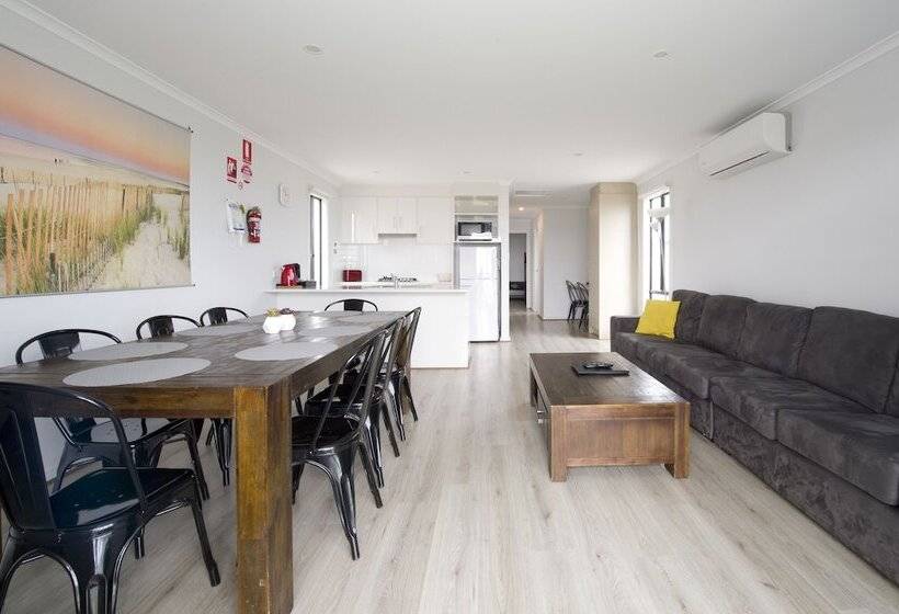 スリーベッドルーム　ヴィラ, Big4 Port Hughes Holiday Park