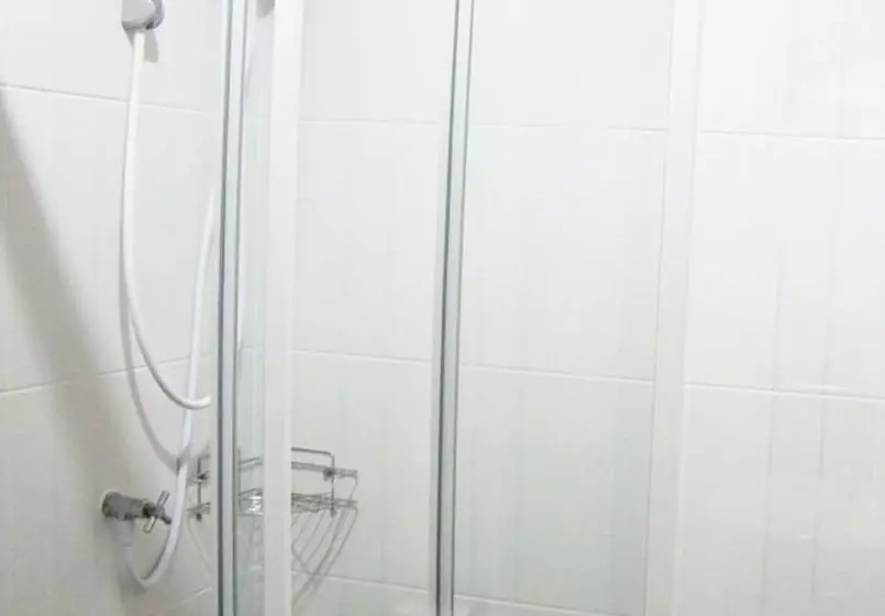 اتاق استاندارد, Fundee 1 Mansion