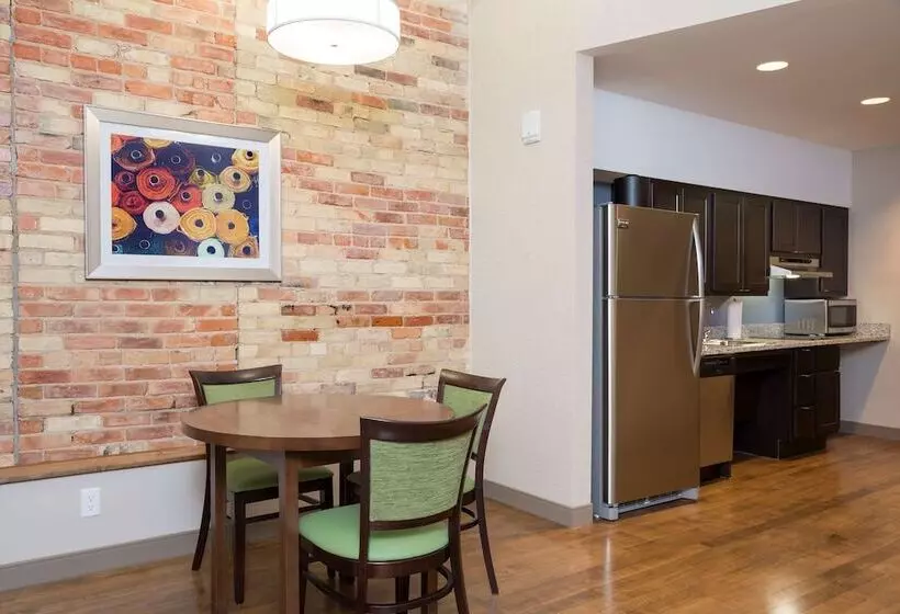 シティビュースイート, Homewood Suites By Hilton Grand Rapids Downtown