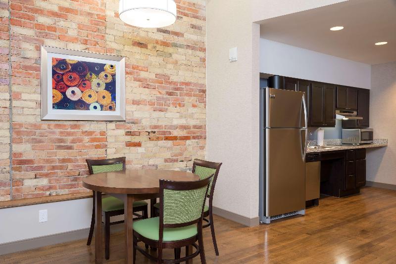 Люкс Кровать Кинг, Homewood Suites By Hilton Grand Rapids Downtown