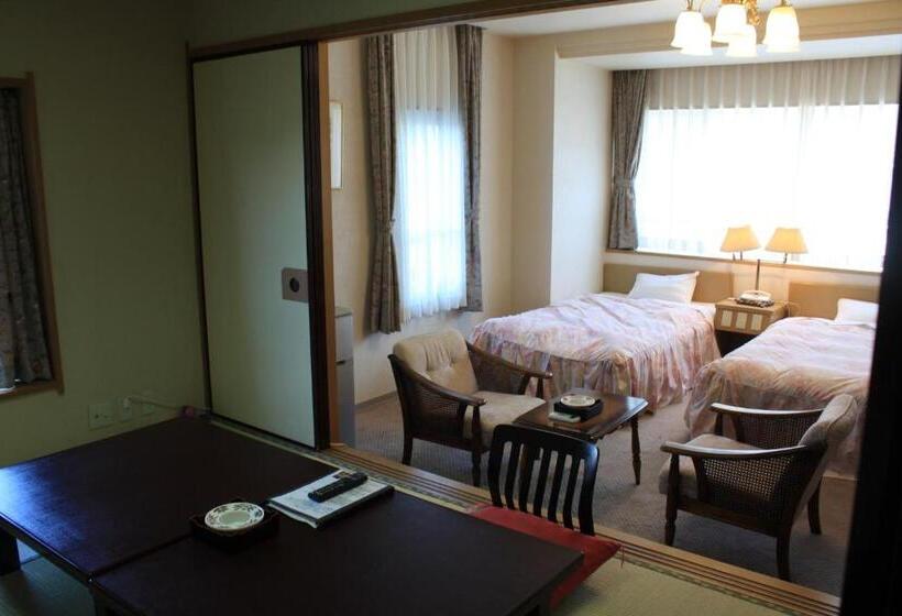 غرفة قياسية, Irodori Koyo