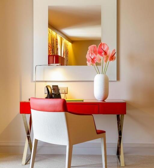 סוויטה דלוקס, Lemongarden  Adults Only