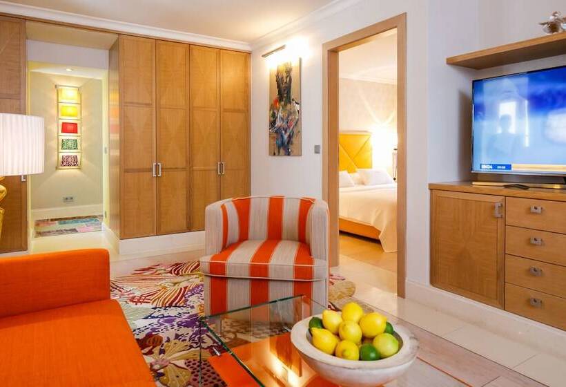 سوییت لوکس, Lemongarden  Adults Only