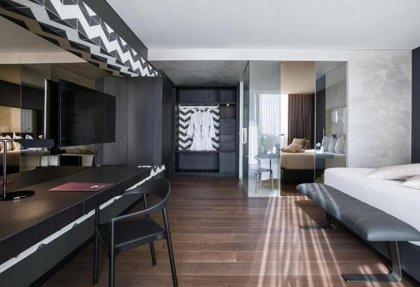 חדר סופריור נוף לעיר, Maritim Hotel Plaza Tirana