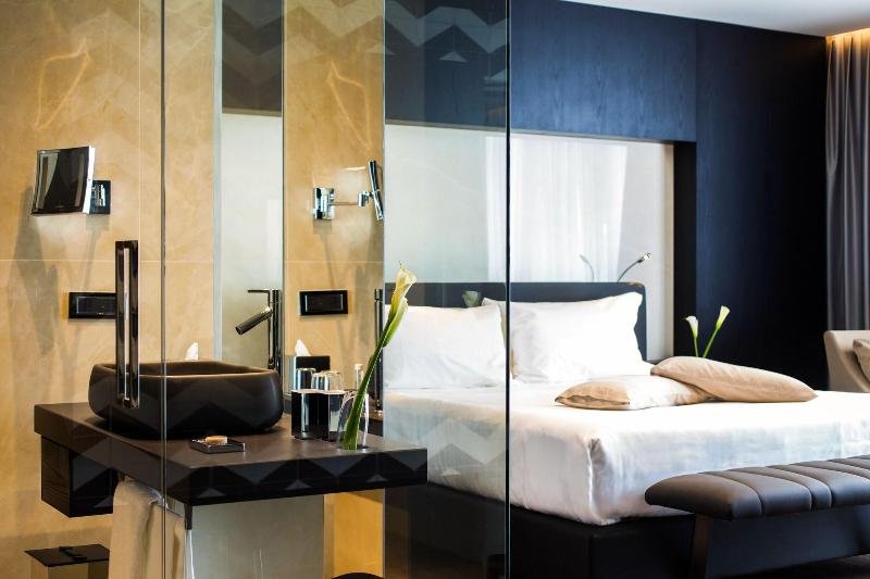 חדר דלוקס נוף לעיר, Maritim Hotel Plaza Tirana