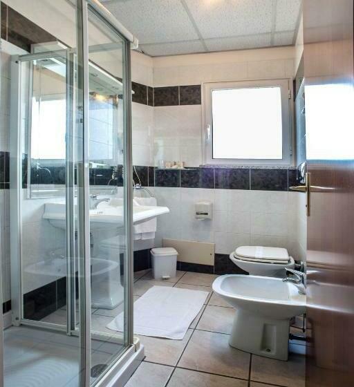 غرفة قياسية, Palladium