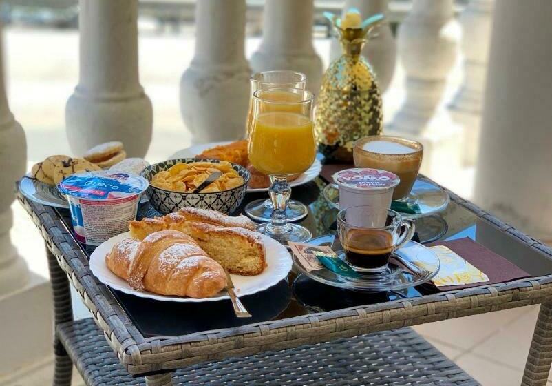 جناح جونيور, Palladium