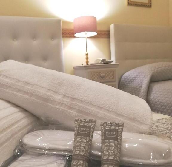 غرفة قياسية ثلاثية, Palladium