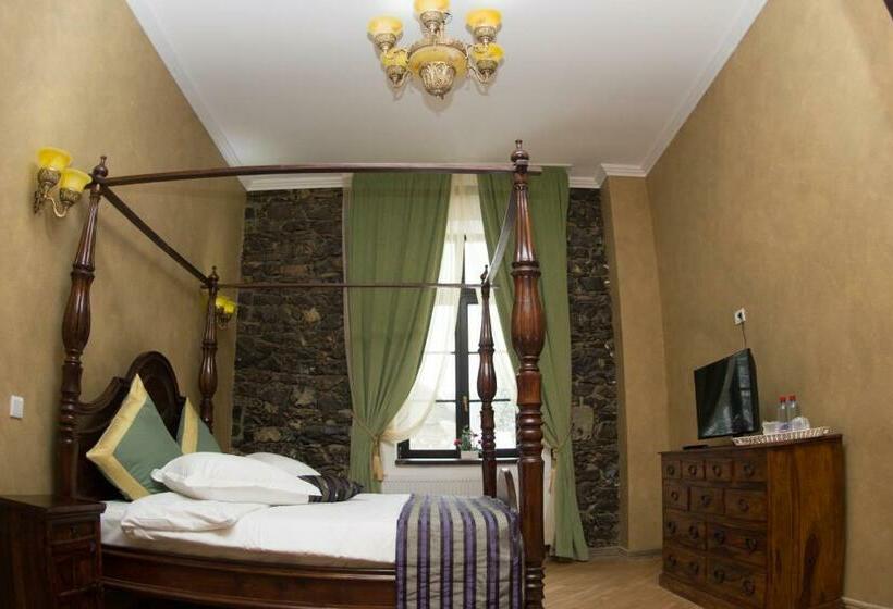 デラックスルーム, Regal 1880