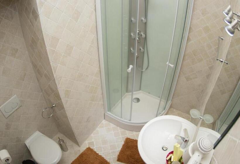 Номер Стандарт Индивидуальный, Regal 1880