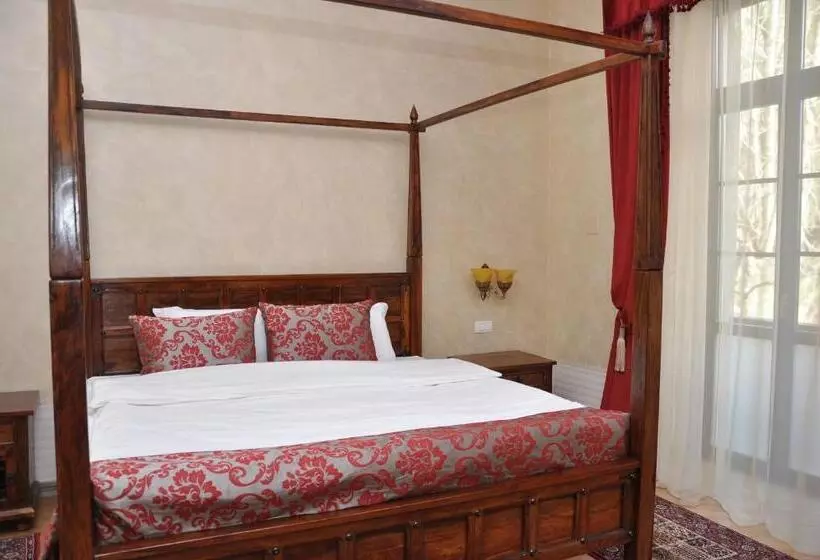 Deluxe-huone, Regal 1880