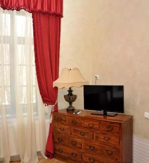 Deluxe-huone, Regal 1880