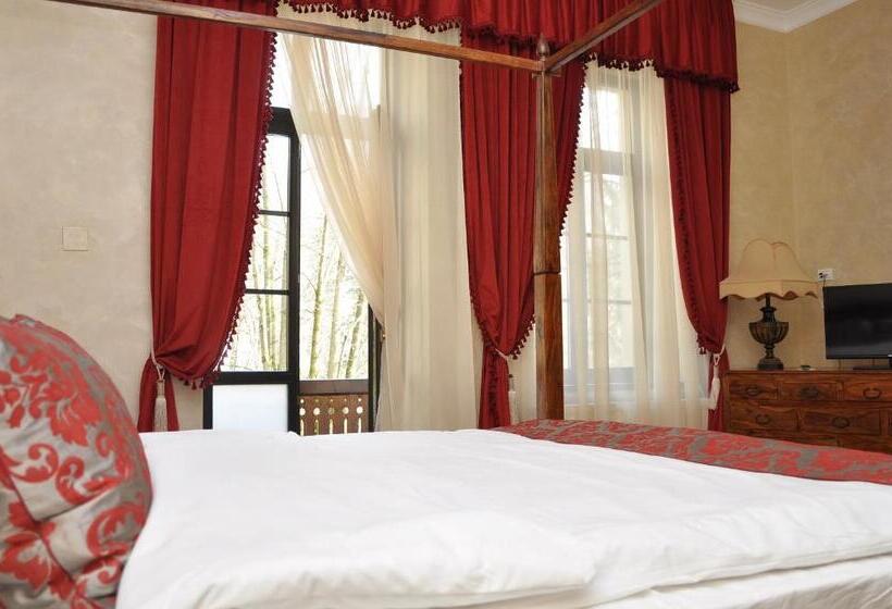 Номер Deluxe, Regal 1880