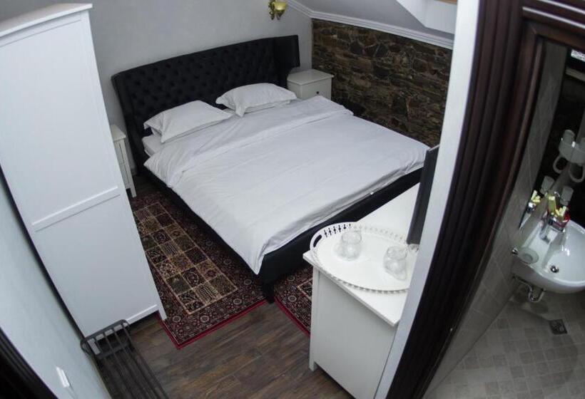 חדר סטנדרט, Regal 1880