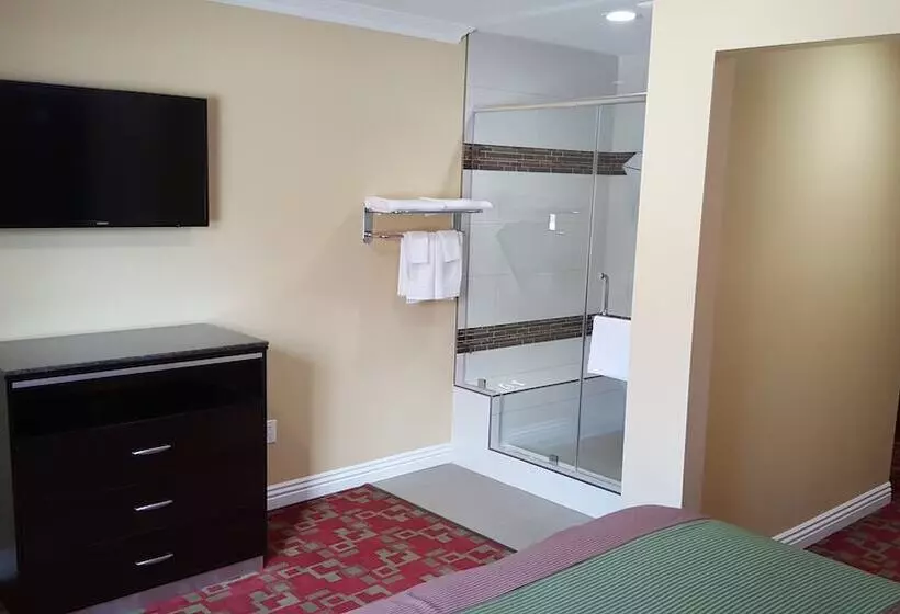 Sviitti, Travelodge Inn & Suites By Wyndham Bell Los Angeles Area