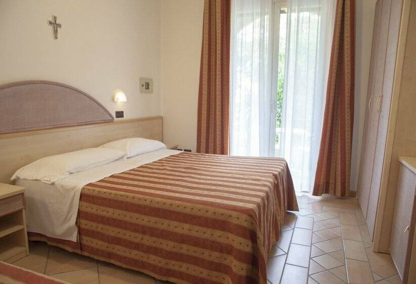 اتاق استاندارد, Vanni