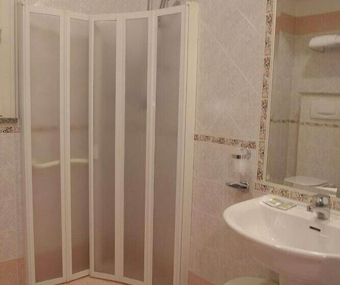 اتاق استاندارد, Vanni