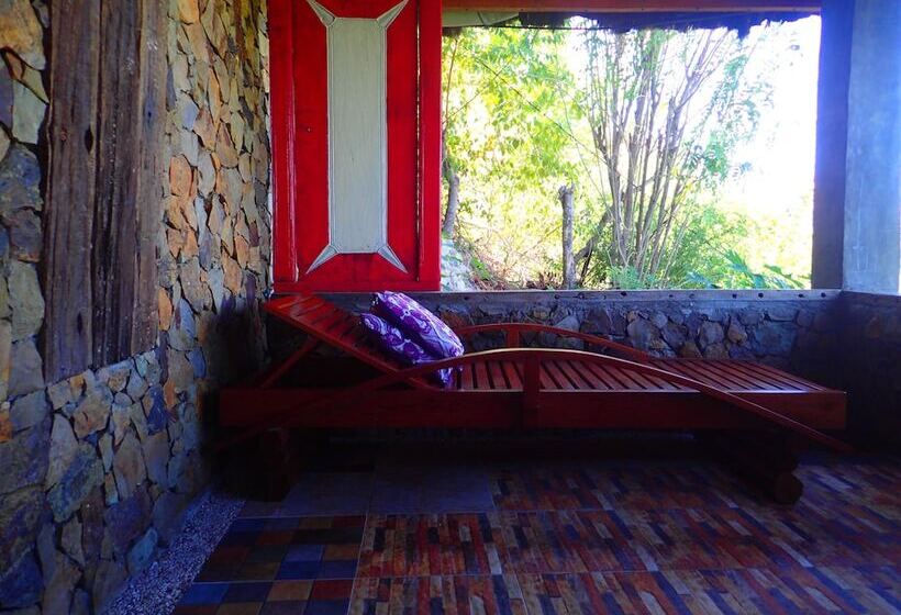 프리미엄 방갈로, Waecicu Eden Beach