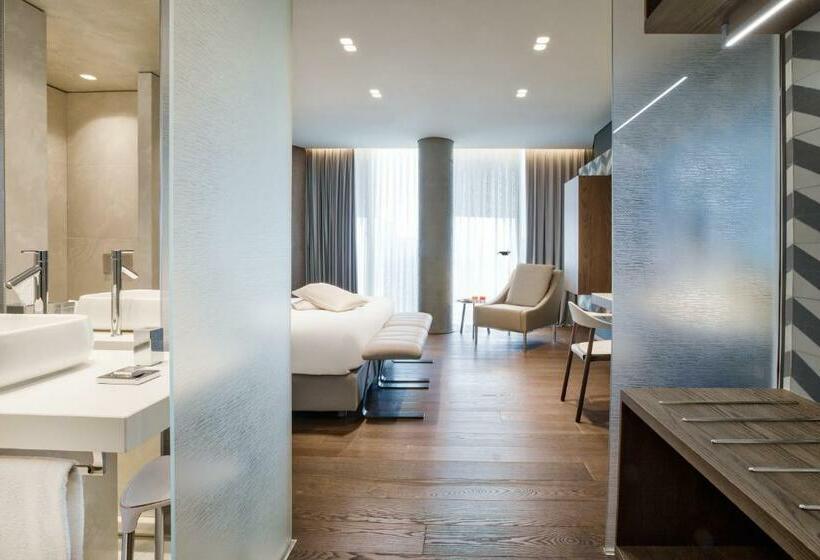 חדר סטנדרט, Maritim Hotel Plaza Tirana