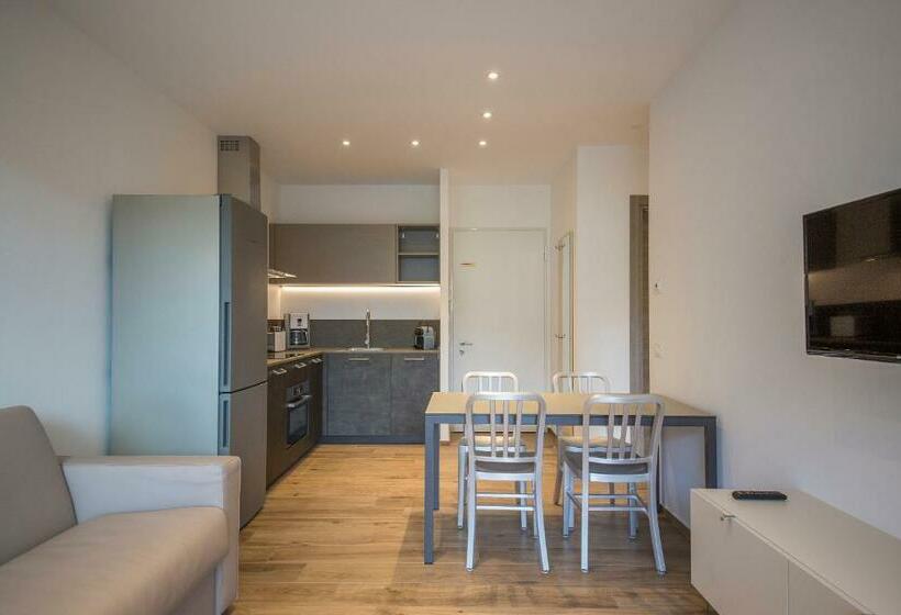 شقة غرفتين, Riva Lake Lodge