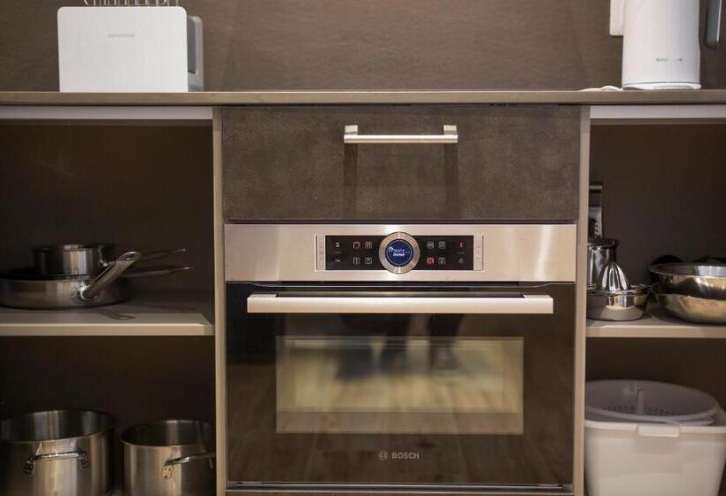 شقة غرفتين, Riva Lake Lodge