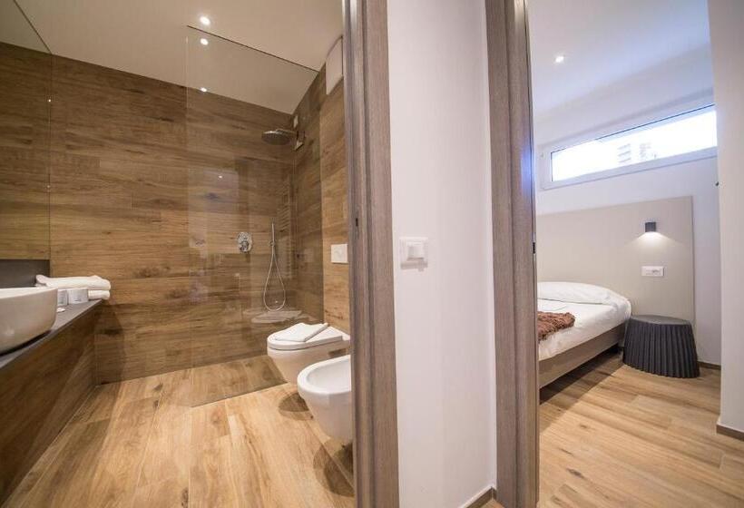 ２ベッドルームアパートメント, Riva Lake Lodge