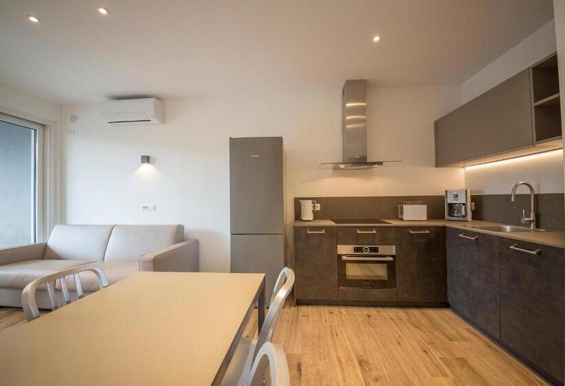 ２ベッドルームアパートメント, Riva Lake Lodge
