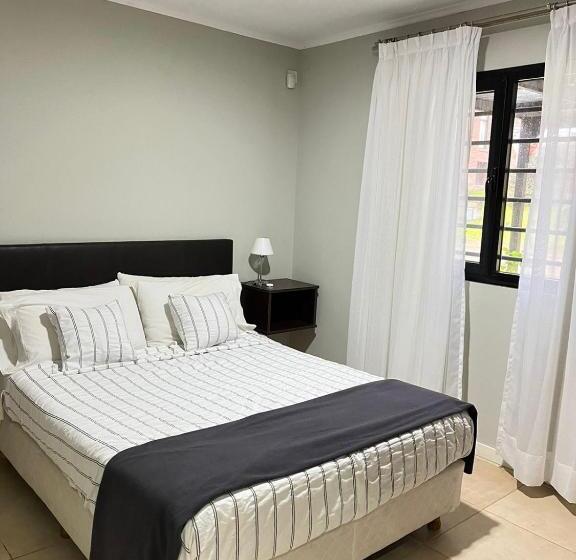 低层单卧公寓, Las Acacias Lasacaciasvaleriacomar