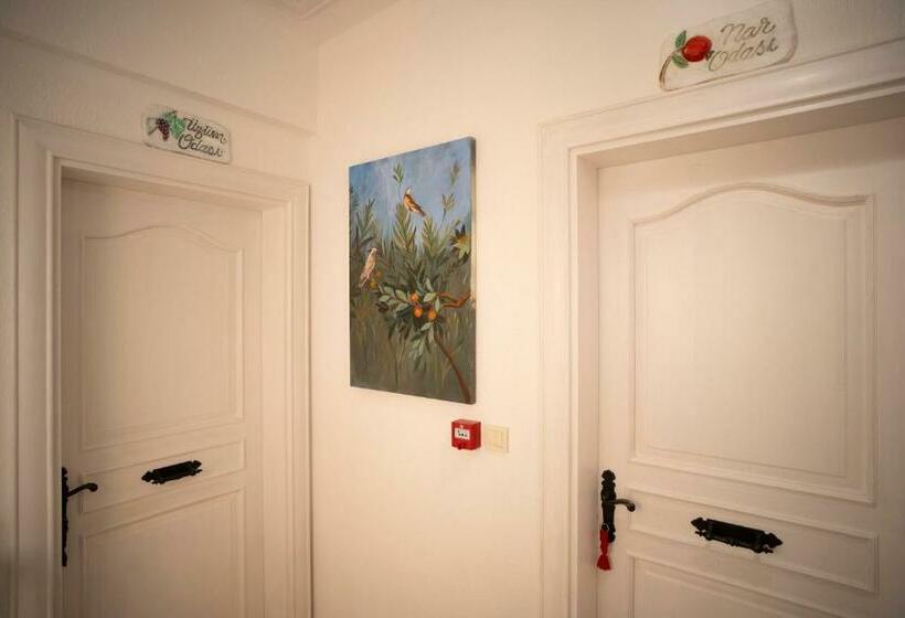 스탠다드 룸, Boutique Burgaz Otel