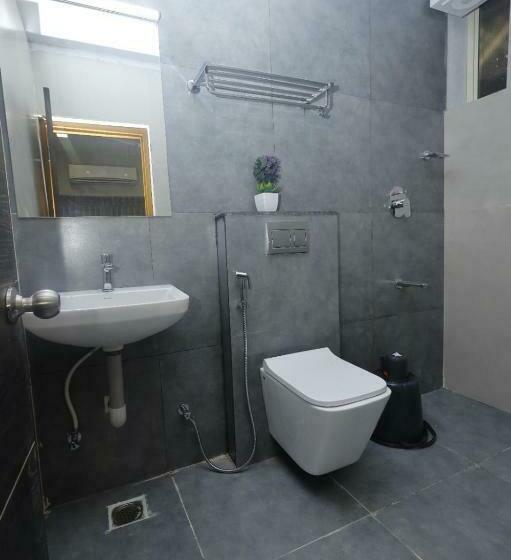 اتاق لوکس, Grand Courtyard Business