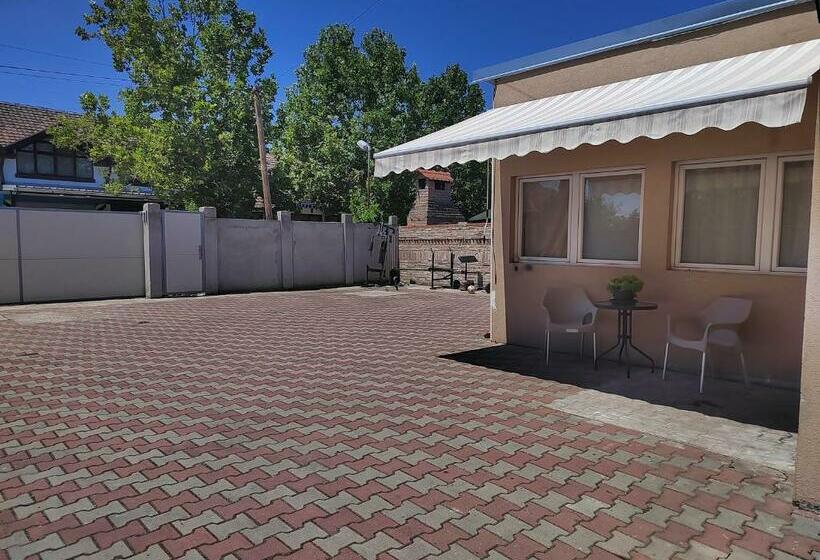 آپارتمان 3 خوابه, Maja Lux Apartment