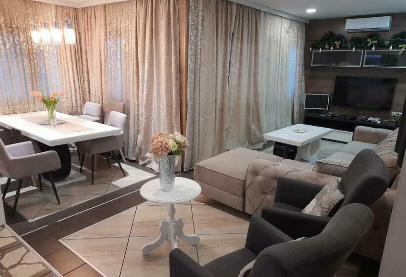 آپارتمان 3 خوابه, Maja Lux Apartment