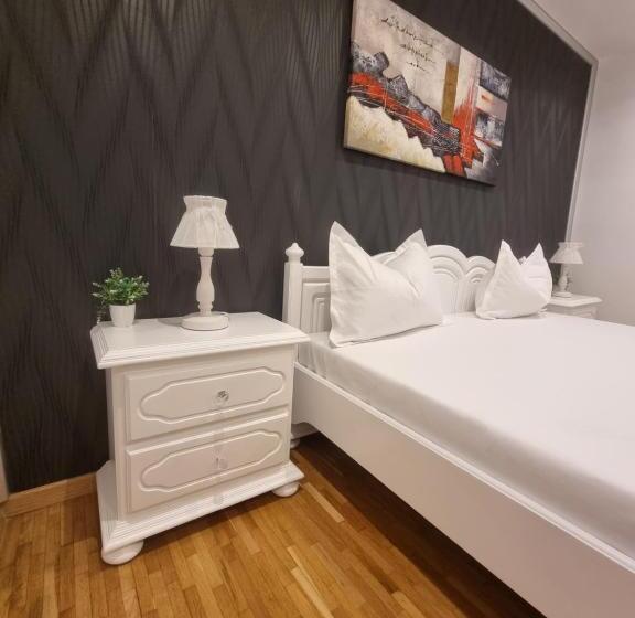 اتاق استاندارد با تخت بزرگ, Casa Petcu