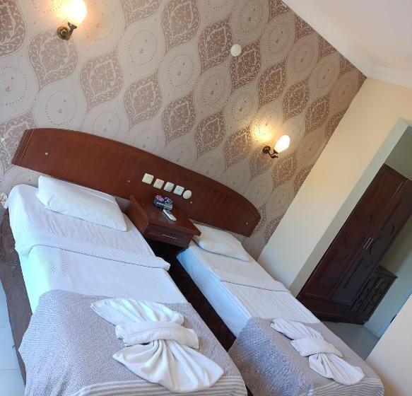 غرفة قياسية مزوَّدة بشُرفة, Grand çınar Hotel Fethiye