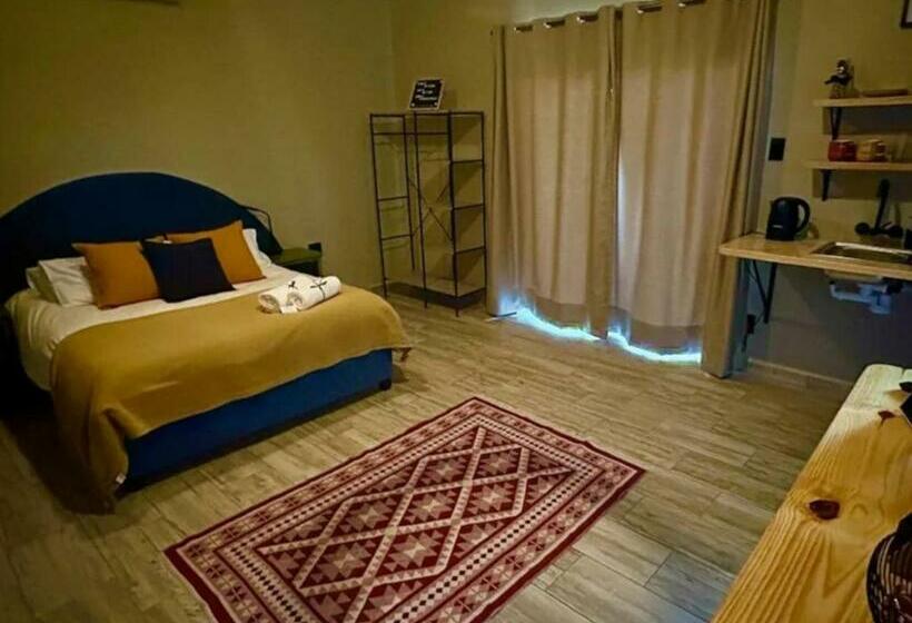 コンフォートルーム, Seven Olives