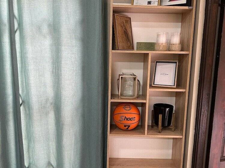 コンフォートルーム, Seven Olives