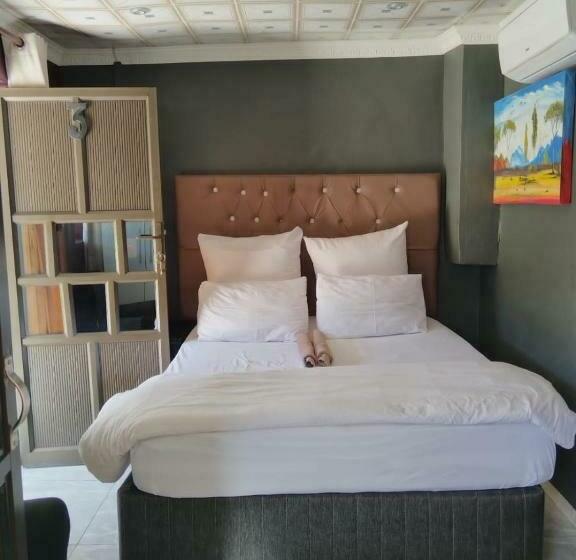 غرفة قياسية, Mino Guest House