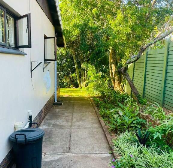 חדר דלוקס, Slow And Steady Cottage