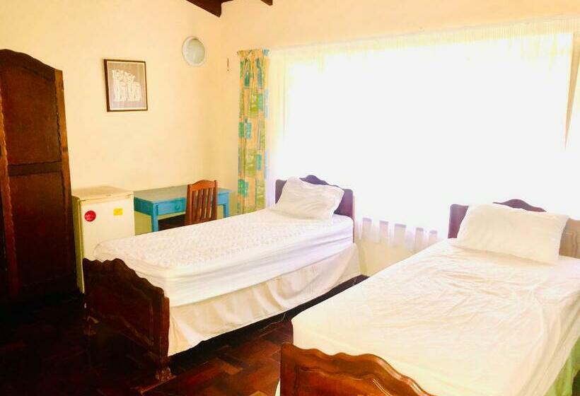 חדר דלוקס, Slow And Steady Cottage