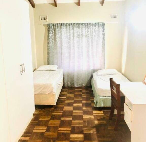 חדר דלוקס, Slow And Steady Cottage